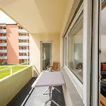 Cosy 3 Bedroom Balcony Free Parking Fast Wifi *