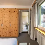 Cosy 3 Bedroom Balcony Free Parking Fast Wifi