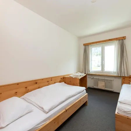 Cosy 3 Bedroom Balcony Free Parking Fast Wifi