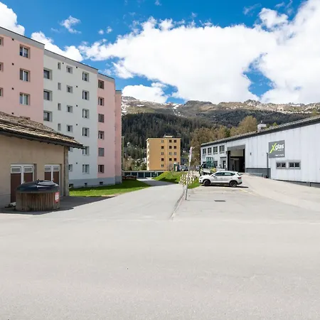 Cosy 3 Bedroom Balcony Free Parking Fast Wifi Διαμέρισμα *