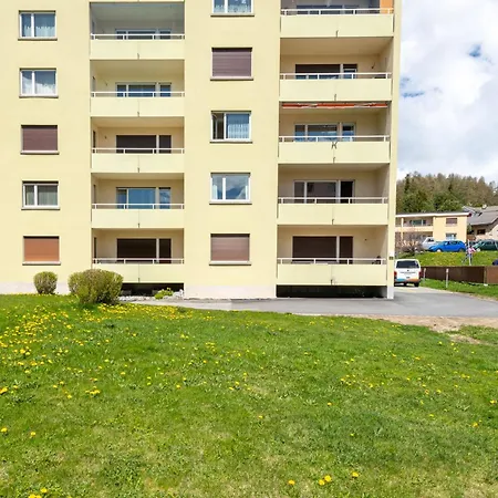 Apartment Cosy 3 Bedroom Balcony Free Parking Fast Wifi *