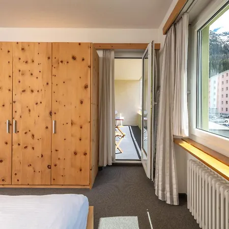 Cosy 3 Bedroom Balcony Free Parking Fast Wifi