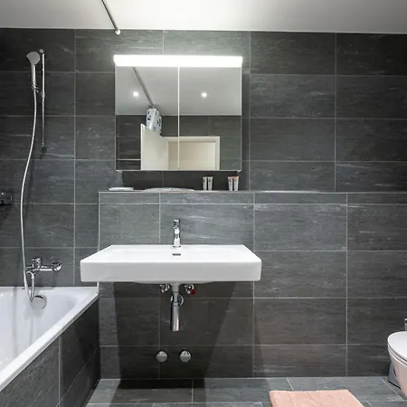 Apartamento Cosy 3 Bedroom Balcony Free Parking Fast Wifi