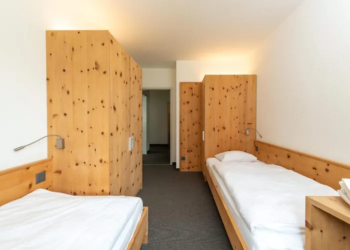 Cosy 3 Bedroom Balcony Free Parking Fast Wifi * Sankt Moritz