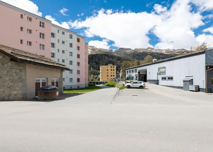 Cosy 3 Bedroom Balcony Free Parking Fast Wifi Appartement *