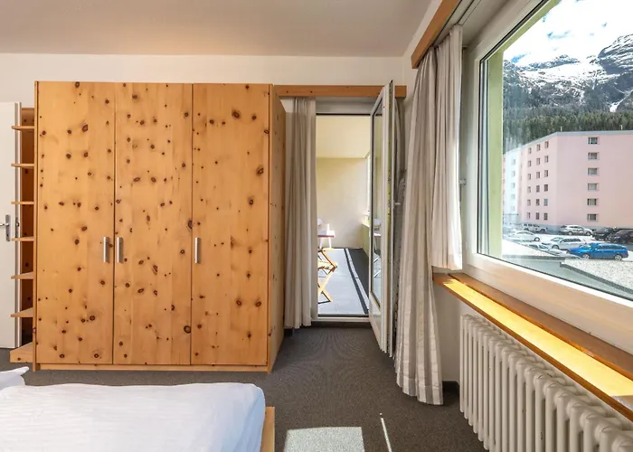 Cosy 3 Bedroom Balcony Free Parking Fast Wifi