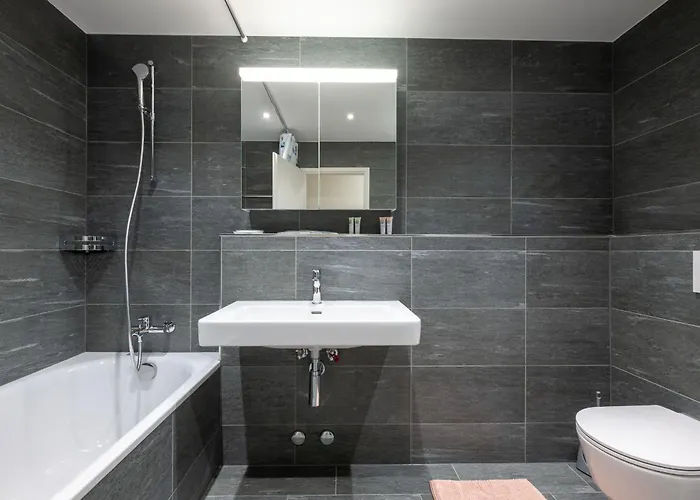 Appartement Cosy 3 Bedroom Balcony Free Parking Fast Wifi